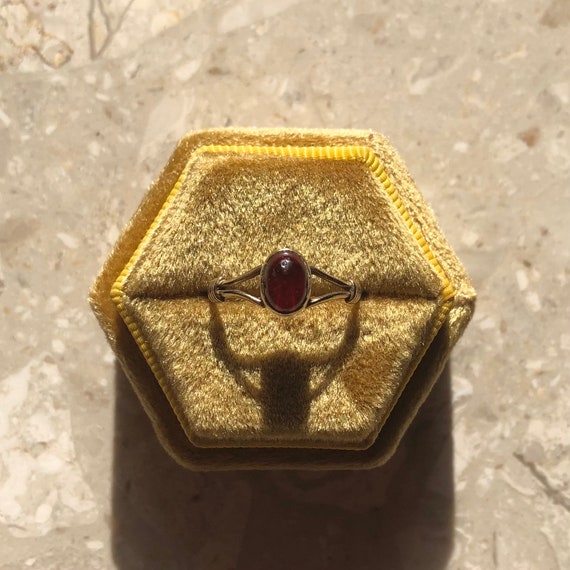 Garnet Yellow Gold Vintage Victorian Ring - image 2