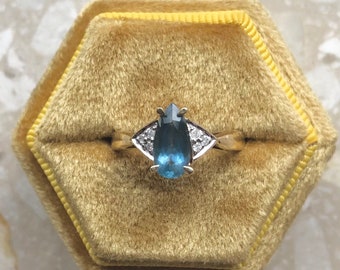 Vintage Blue Tourmaline Diamond Yellow Gold Mid Century Modern Ring