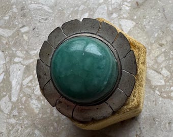 Broche colgante de plata de ley con cabujón de turquesa sintética de México