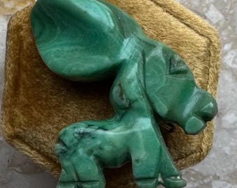 Broche de burro de jade vintage
