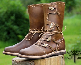 HERSIR, Viking High Boots met gewei knopen