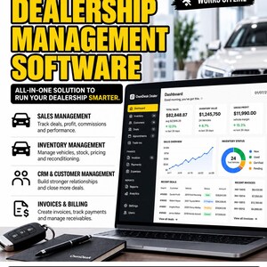 以下が含まれることがあります： ノートパソコンの画面に表示されたOwnDesk Dealerのディーラー管理ソフトウェア。インターフェースには、販売、在庫、顧客管理ツールを備えたダッシュボードが表示されています。デスクの上には車のキーフォブと黒いノートが置かれています。