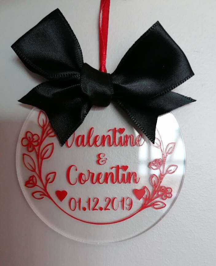 Boule Saint Valentin Personnalisable avec Prénom et Mots. Ornement Personnalisé. Cadeau Fête Des Mèr