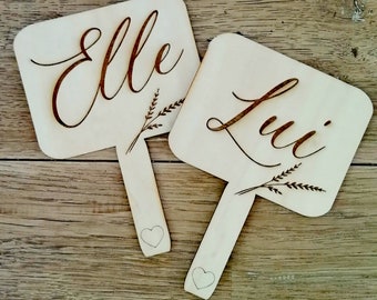 Pancartes jeu des mariés - Elle/Lui - Elle/Elle - Lui/Lui et verso Moi. Personnalisable avec prénom et date. En bois, activité jeu mariage