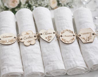 Personalized wooden tag for baptism, wedding, birthday, ceremony.