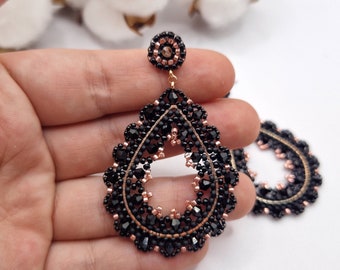 Pearl earrings handmade - black rose - drops
