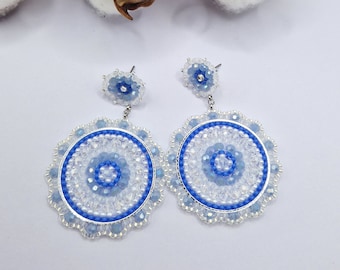 pendientes de cuentas Miyuki hechos a mano - blanco azul claro