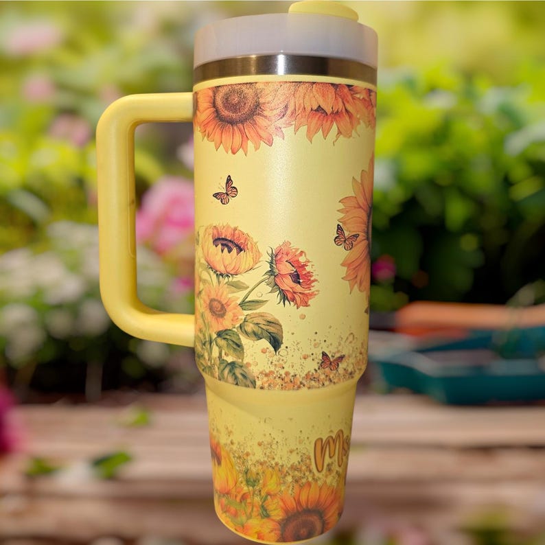Auténtico vaso térmico Stanley Quencher de 30 oz o 40 oz con diseño de pomelo amarillo y girasoles. Frase inspiradora y motivadora. imagen 4