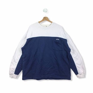 VINTAGE !! Smp Apparel Pocket Sweatshirt Nice Colour