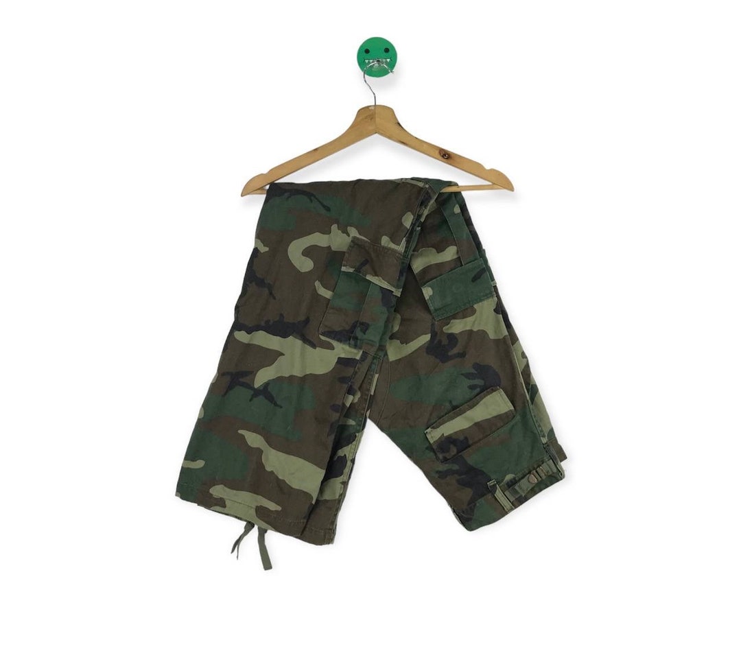 Army Cargo Pants Camo Design on M Regular Size -  UK