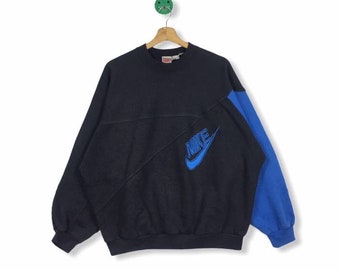 VINTAGE!! Nike Medium Logo Sweatshirts Two Colour Nice Design