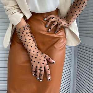 THE GEORGIA - White Polka Dot Tulle Gloves – Ladyfinch™