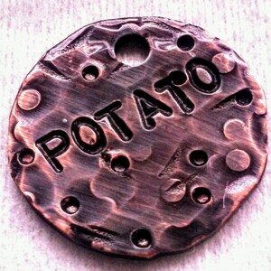 Médailles d'identification pour chiens | Médaille pour chien en forme de pomme de terre | Médaille pour animal de compagnie | Médaille personnalisée pour animal de compagnie | Médaille pour chien | Médaille pour chien personnalisée | ID d'animal de compagnie | Étiquettes pour collier | Étiquette estampée à la main