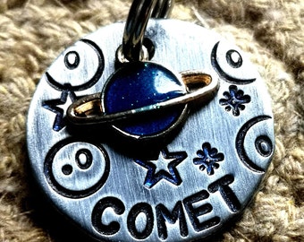 Etiqueta para mascotas Comet: aluminio cepillado, identificación personalizada para perros y gatos
