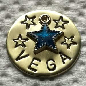 Médaille pour chat | Médaille étoile pour animal de compagnie | Médaille pour collier de chat | Médaille pour animal de compagnie | Médaille personnalisée pour animal de compagnie | Médaille pour chien personnalisée | ID d'animal de compagnie | Étiquettes pour collier | Étiquette estampée à la main