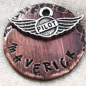 Médailles d'identification pour chiens | Médaille d'identification pour chien de pilote | Médaille pour animal de compagnie | Médaille personnalisée pour animal de compagnie | Médaille pour chien | Médaille pour chien personnalisée | ID d'animal de compagnie | Étiquettes pour collier | Étiquette estampée à la main