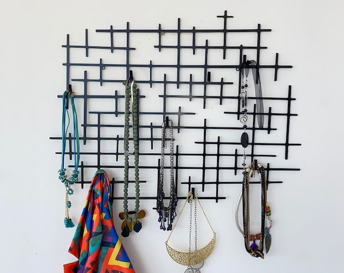 Hangers for metal wall art hotsell