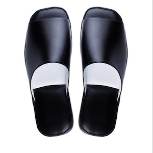 Black slippers, men&#39;s slippers, leather slippers, slippers with non slip sole, gift for him, open toe slippers, house classic slippers