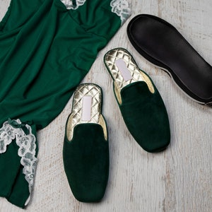 Green suede slippers for women, green leather slippers with soft sole, soft comfortable slippers for women, green indoor slippers as a gift