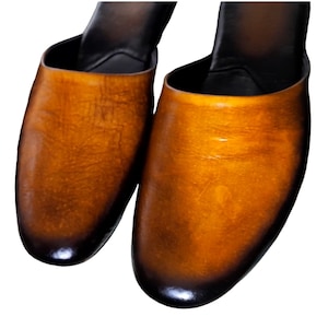Monogrammed slippers, tan leather slippers, men slippers, handmade slippers for men, house slippers, quality slippers, Christmas gift