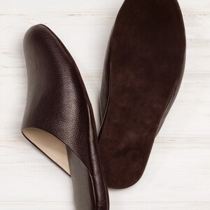 They're also perfect for wearing at the gym, or as an extra pair for guests!