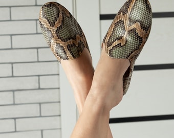 Echte Pythonleder-Pantoffeln, Grüne Damenhausschuhe aus echter Python-Haut, weiche Hausschuhe, exotische Hausschuhe, 100% echtes Leder, Geschenk für Sie