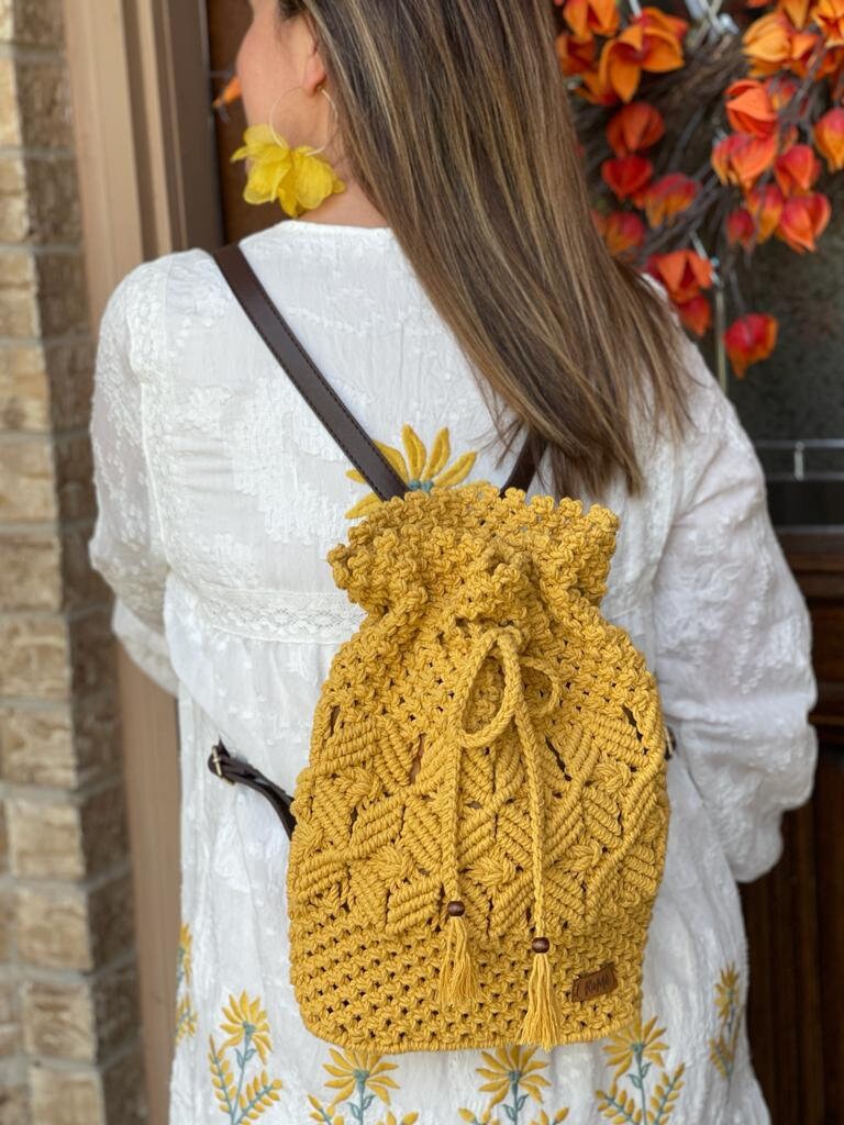Beige Backpack With Vegan Leather, Summer Unique Backpack  display picture 3