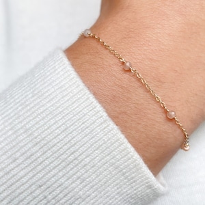 Dainty Sunstone Bracelet • Beaded Gemstone Chain Bracelet • Handmade Sunstone Jewelry for Her • Gold Gem Layering Bracelet • Positivity Gem