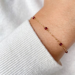 Tiny Garnet Bracelet Handmade Beaded Garnet Chain Dainty Raw Gemstone Jewelry Gold Layering Bracelet January Birthstone Gift image 4