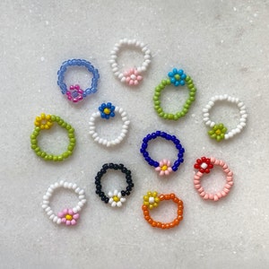 Beaded Flower Ring Flower Seed Bead Ring Elastic Flower Ring Daisy Flower Ring image 1