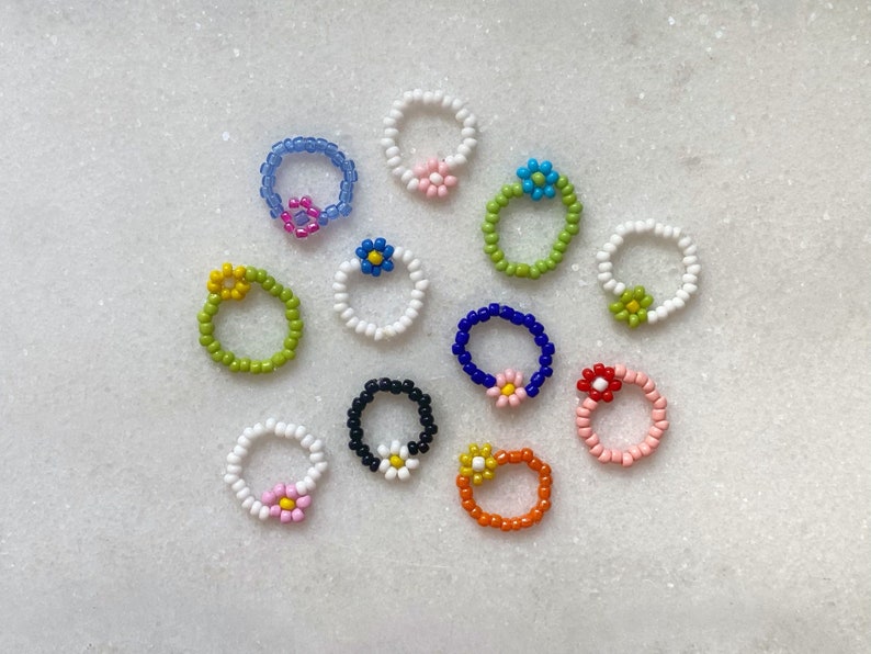 Beaded Flower Ring Flower Seed Bead Ring Elastic Flower Ring Daisy Flower Ring image 1