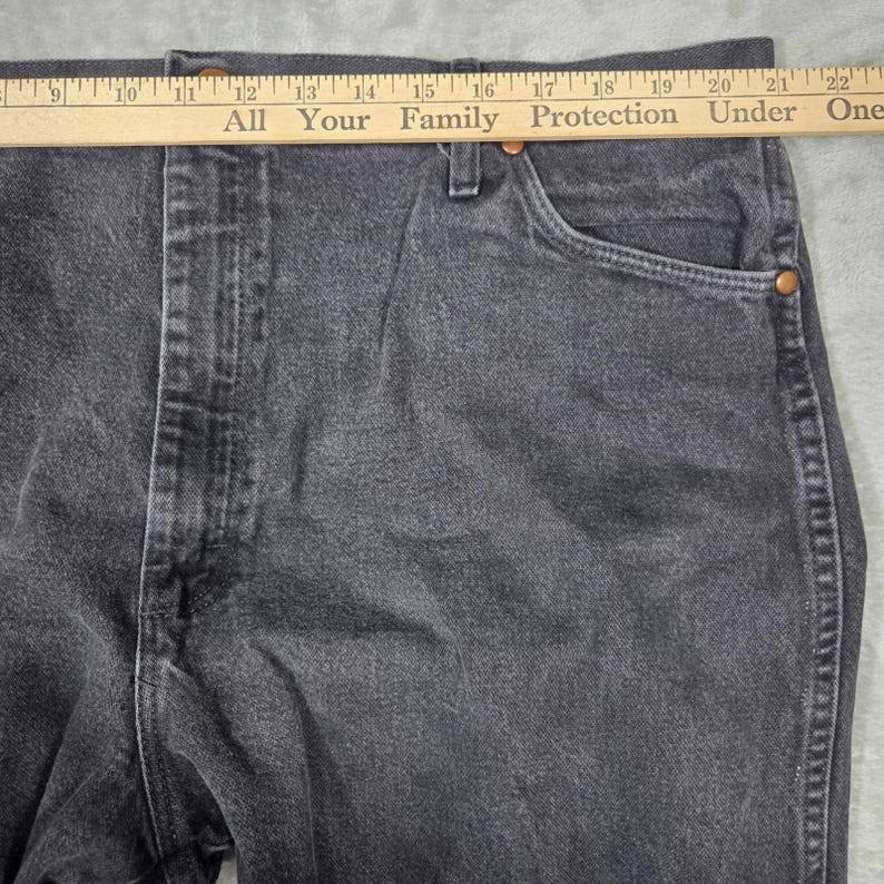 Vtg Wrangler Jeans Men 42x30 Black Denim Western Cowboy Retro 90s Country Casual image 8
