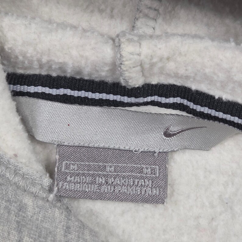 Vintage Nike Hoodie Mens Medium Grey Red Spellout Swoosh Y2K 2000s Streetwear afbeelding 4