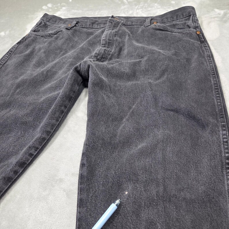 Vtg Wrangler Jeans Men 42x30 Black Denim Western Cowboy Retro 90s Country Casual image 4