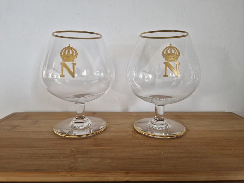 2 ANCIENS VERRES A LIQUEUR VERRES A PIEDS Décor PEINT FLEURS DE Violettes Xxe Imgx2000 7798 2 ANCIENS VERRES A LIQUEUR VERRES A PIEDS Décor PEINT FLEURS DE Violettes Xxe Imgx2000 7798
