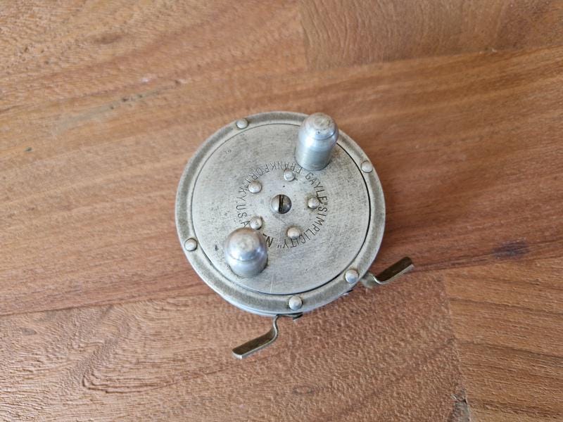 Petit Moulinet à Mouche Vintage – 2 Pouces – Métal – Fabriqué Aux USA – Non Marqué