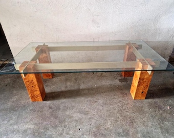 Gabriella Crespi (1922-2017) - Table basse en placage de bois de loupe et laiton à dessus verre - Modèle Last Century - 1970