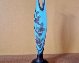Soliflore vase in acid-etched glass paste - by Richard for Loetz - 1920