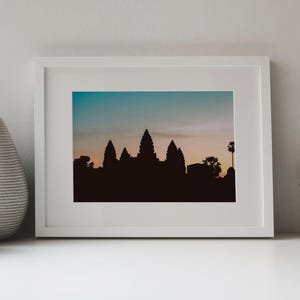 Poster dell'alba di Angkor Wat - Fotografia mozzafiato del tempio cambogiano - Stampa semi-lucida