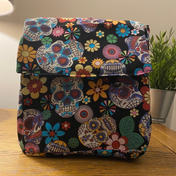 Sugar skulls Insulated Lunch Bag for Women/Kids, Reusable Lunch Cooler for School,Office,Picnic, Gift. Washable. Handmade