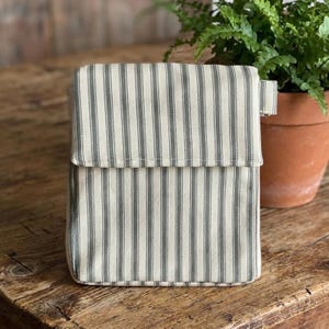 Striped Insulated Lunch Bag: Olive Green and Cream, Washable