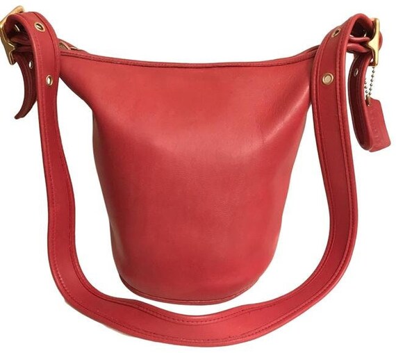 Coach legacy 2025 duffle bag