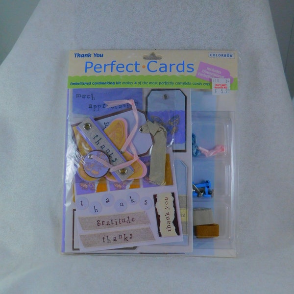 Kit di carte perfette NON VINTAGE 2010 di Colorbok-Biglietti di ringraziamento-Crea 4 carte complete, album di ritagli, creazione di carte, effimeri, stampaggio, abbellimento