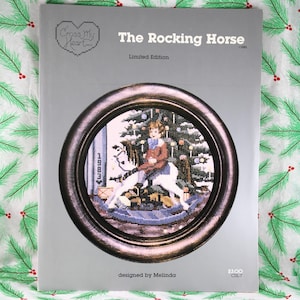 Vintage 1983 „The Rocking Horse” Ulotka haftowana krzyżykiem autorstwa Cross My Heart Inc., edycja limitowana CSL-7, projektantka Melinda, 14 Ct., haft krzyżykowy