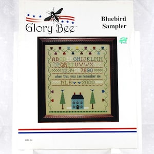 Wzór ulotki Vintage 2000 Glory Bee „Bluebird Sampler” nr GB-14, projektantka Nancy Boyarsky, wzór do haftu krzyżykowego, dom/drzewa/kwiaty