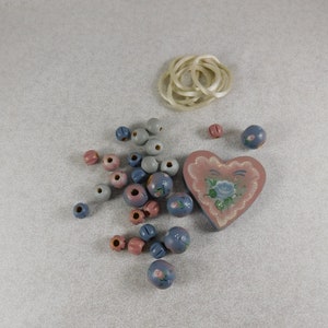 Vintage Hand-Painted Wooden Bead Necklace Kit, Tole Painted Floral Heart Focal/Beads-Blue & Pink, Necklace Kit, Floral Design, 1980&#39;s