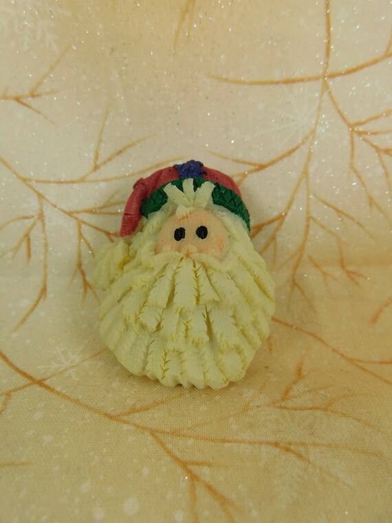 Vintage 2001 Santa Bead: Poly-Resin Christmas Pendant (1-3/4" X 1-3/8)