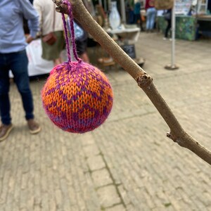 Knitted bauble image 4