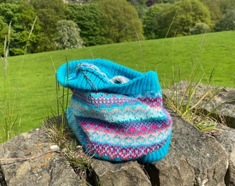 Turquoise and pink knitted fair isle snood