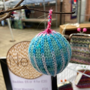 Knitted bauble image 7